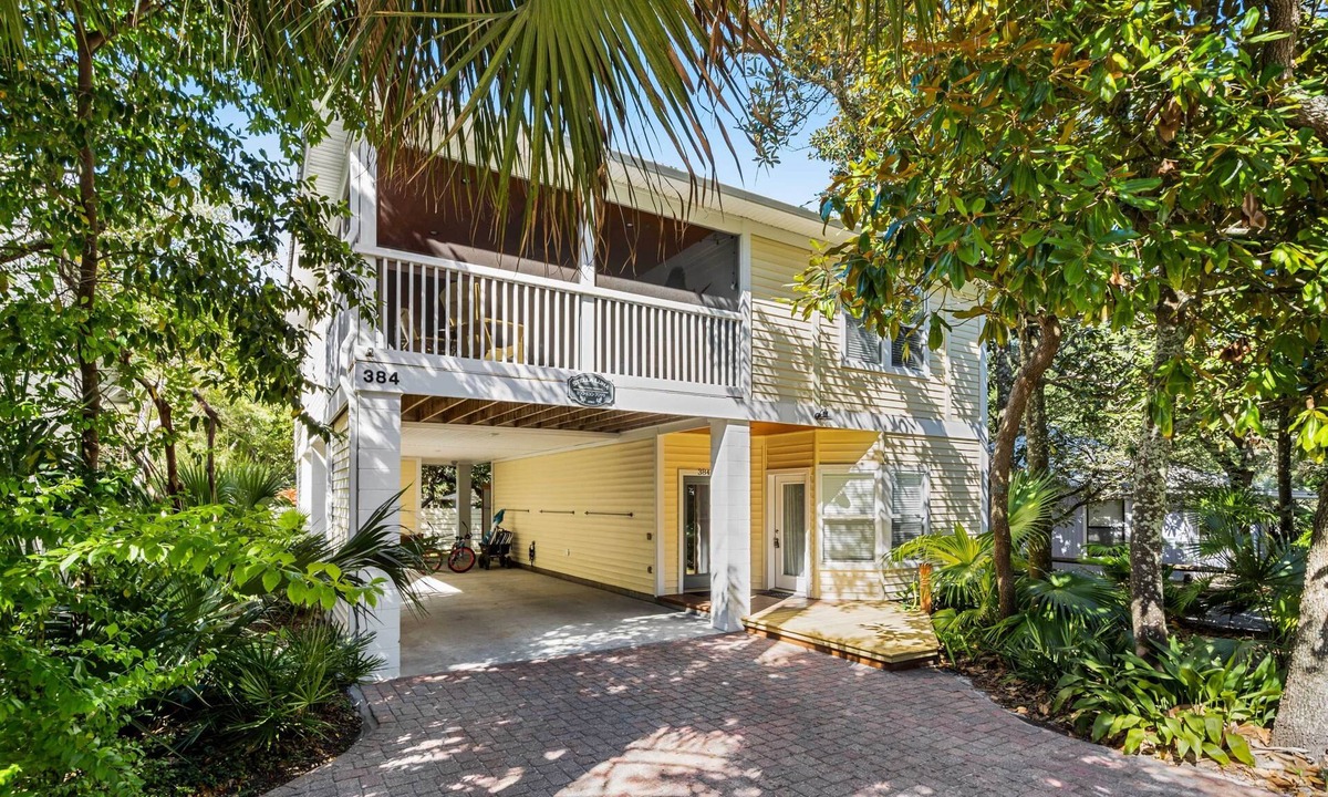 Grayton Beach House | Stella Luna in Old Grayton- Perfect for Families and Friends