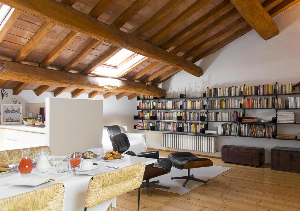 Old Town Apartment | Stella21 BedandBreakfast
