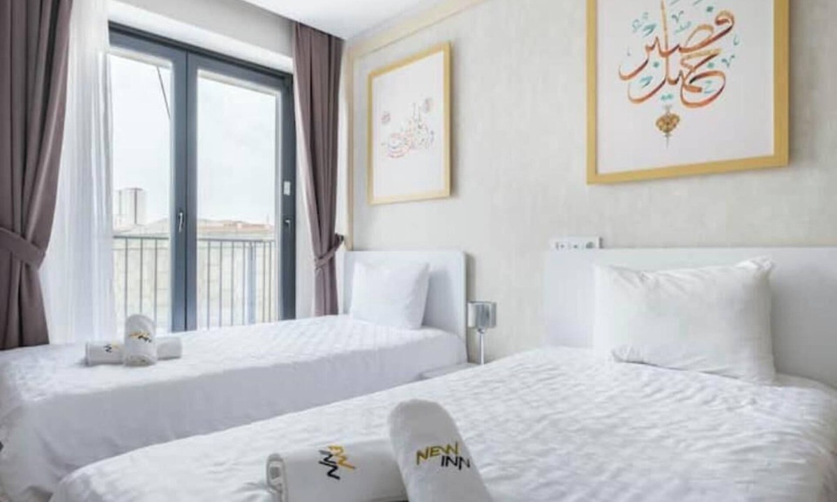 Basaksehir Apartment | Stellar - Chic & Modern 2BR Condo w/ Parking & Gym