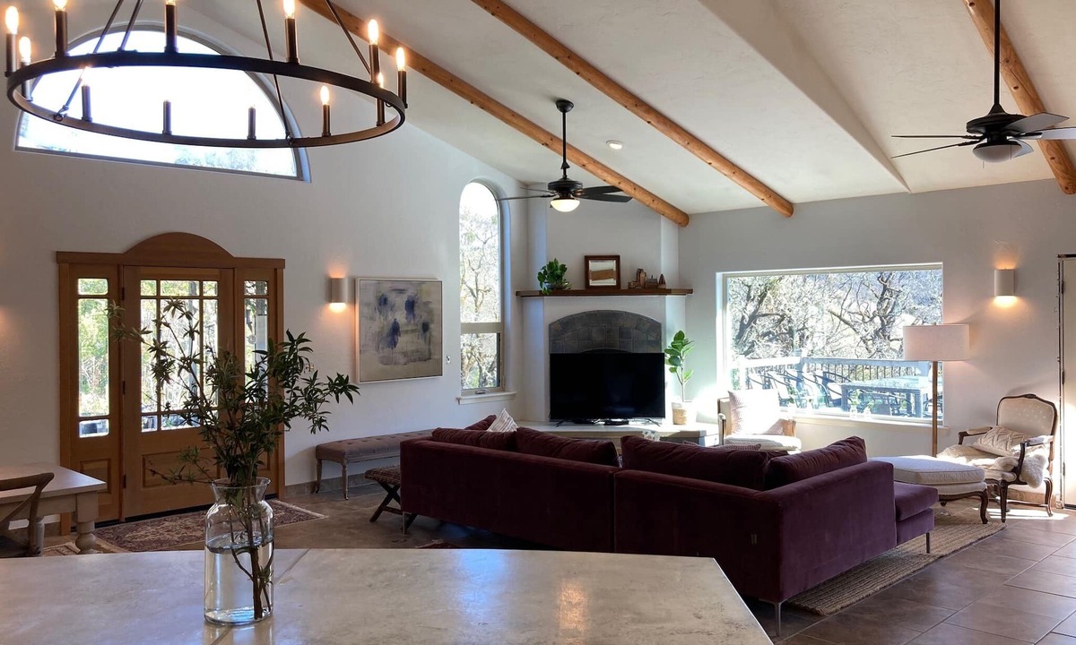 Willits House | Stellar Jay Valley oasis with views and pool!