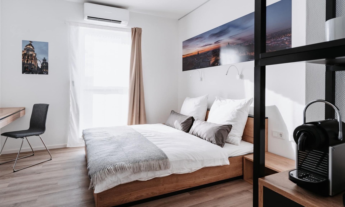 Rosbach vor der Hoehe Hotel | Step Inn The Fair Hotel