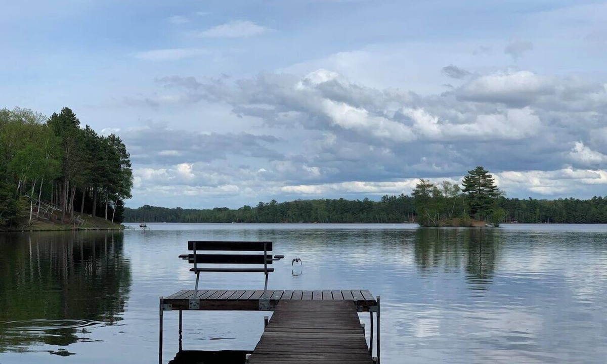St Germain House | Stepaway Vacation Rentals- Circle of Pines Pine Lodge