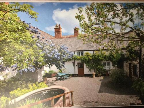 Bilbrook Bed & Breakfast | Steps Farmhouse