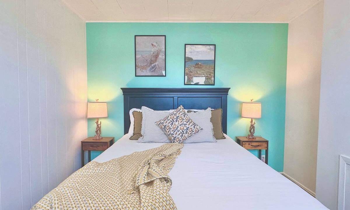 Bridgewater Apartment | Steps from LaHave River Bike Trails DT Central