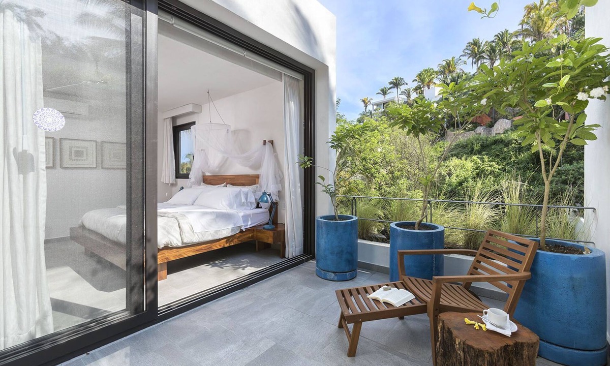 San Francisco House | Steps from the Beach Luxury Suite w/Private Pool