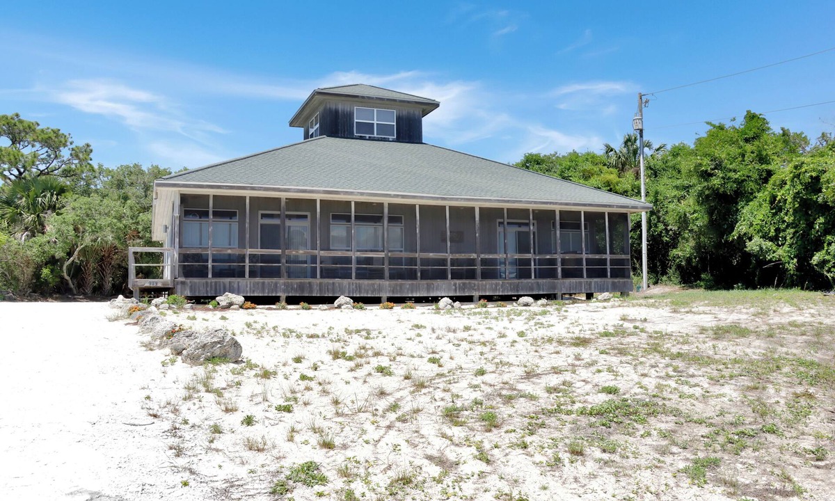 Port St. Joe House | ☀️Steps from the Beach - Private Dock - Jack's Gulls☀️