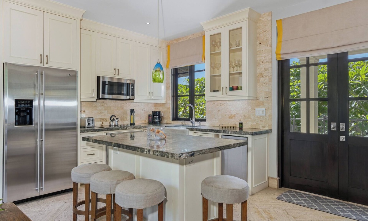 Las Catalinas Apartment | Steps from the Beach with Beach Club Access - 30 Avenida La Antigua
