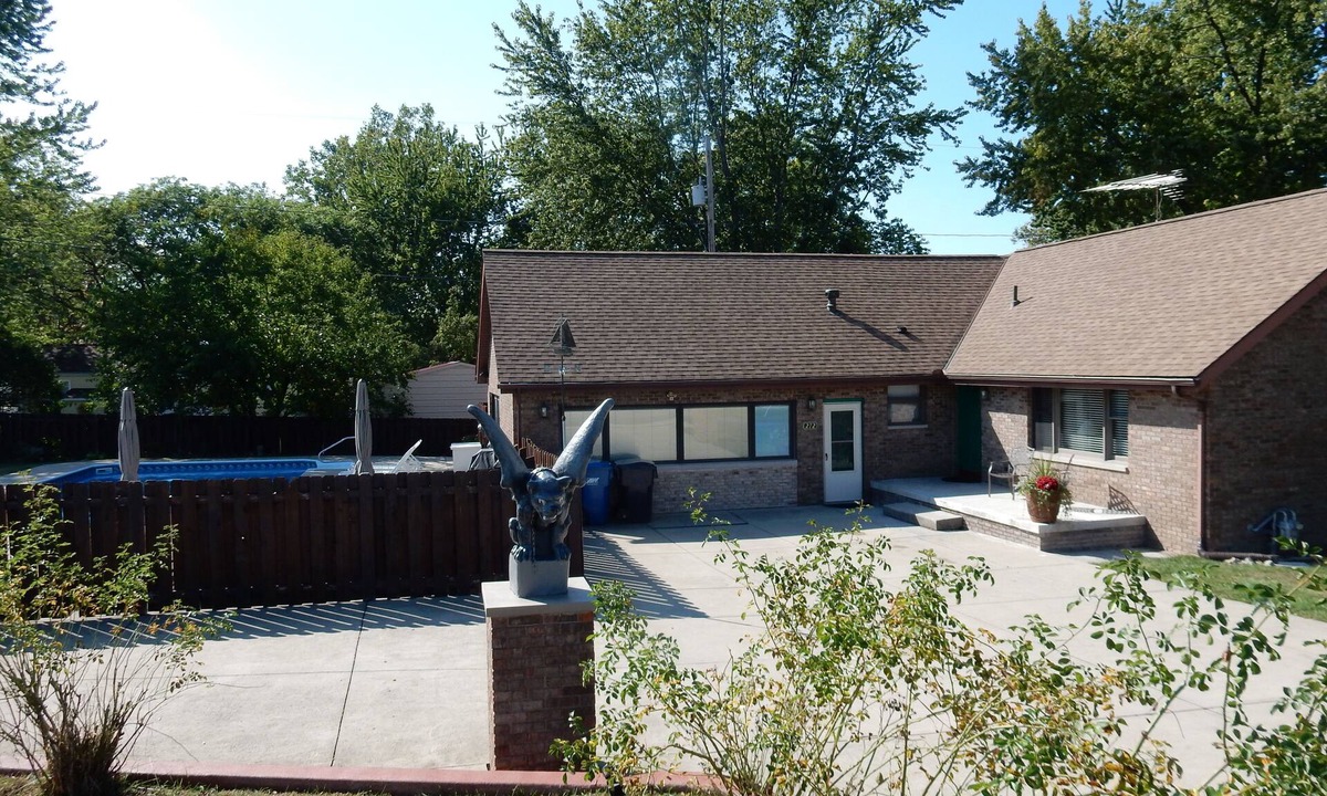 Lakeside Villa | Steps to Lake Erie near Lakeside & Port Clinton - Private Hot Tub & Recreation