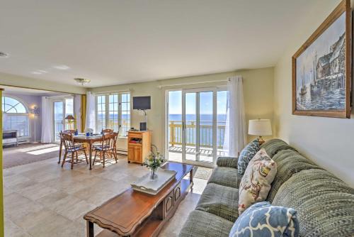 North Truro House | Steps to Sand! Family-Friendly Cape Cod Retreat