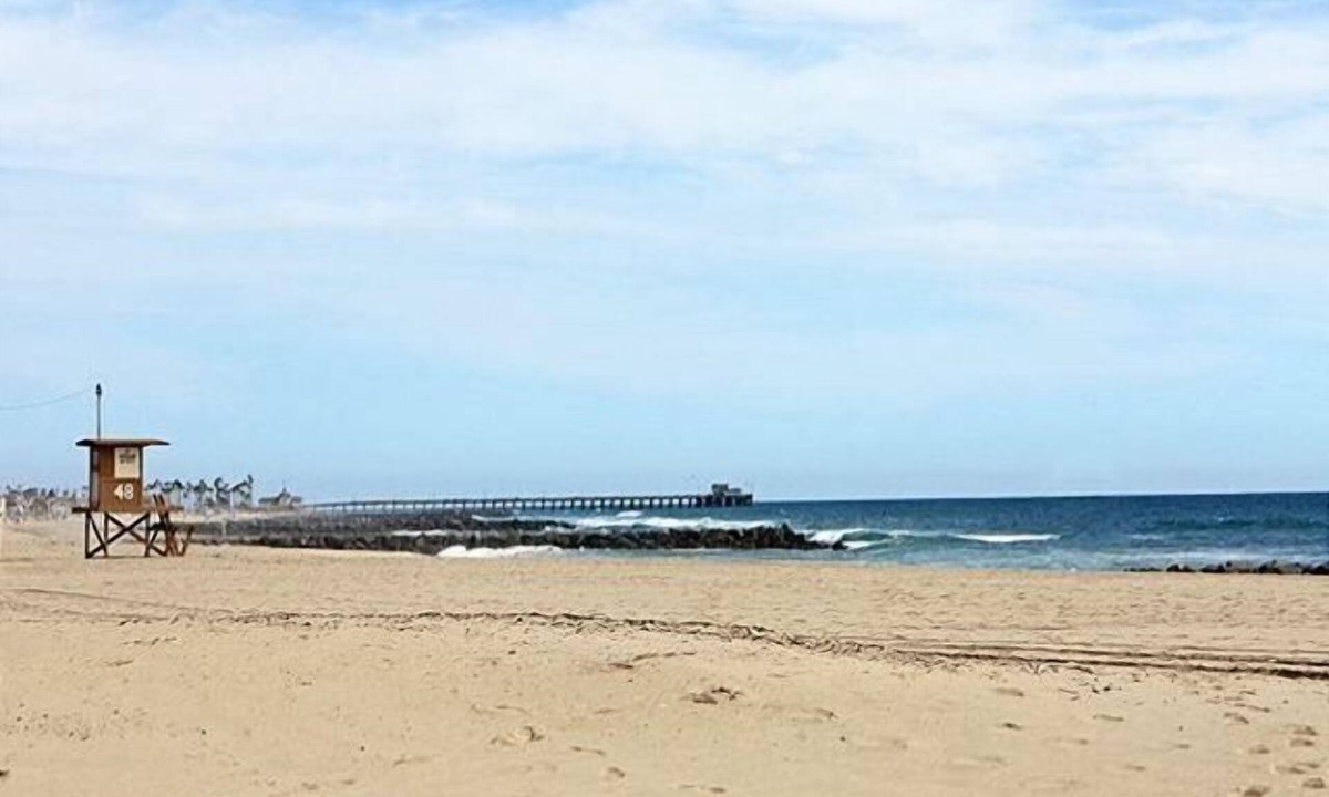 Santa Ana Heights Condo | Steps to Sand. Great Parking/Bikes!