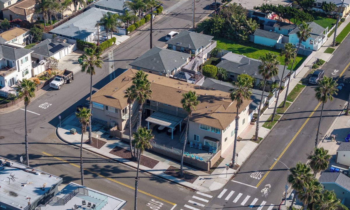 South Oceanside Apartment | Steps to the Shore – Entire 7‑Unit Coastal Retreat