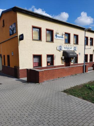 Eggesin House | Stettiner Hof