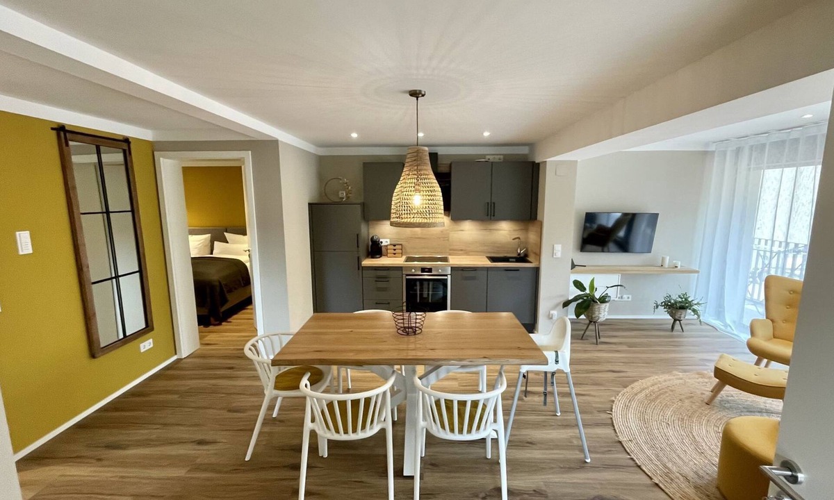 Haundorf Apartment | Stilvolle Ferienwohnung im EG für 4 Personen
