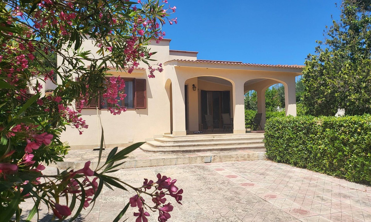 Avetrana House | Stilvolle Villa, Perfekte Erholung, nur Wenige Minuten zu den Traumstränden