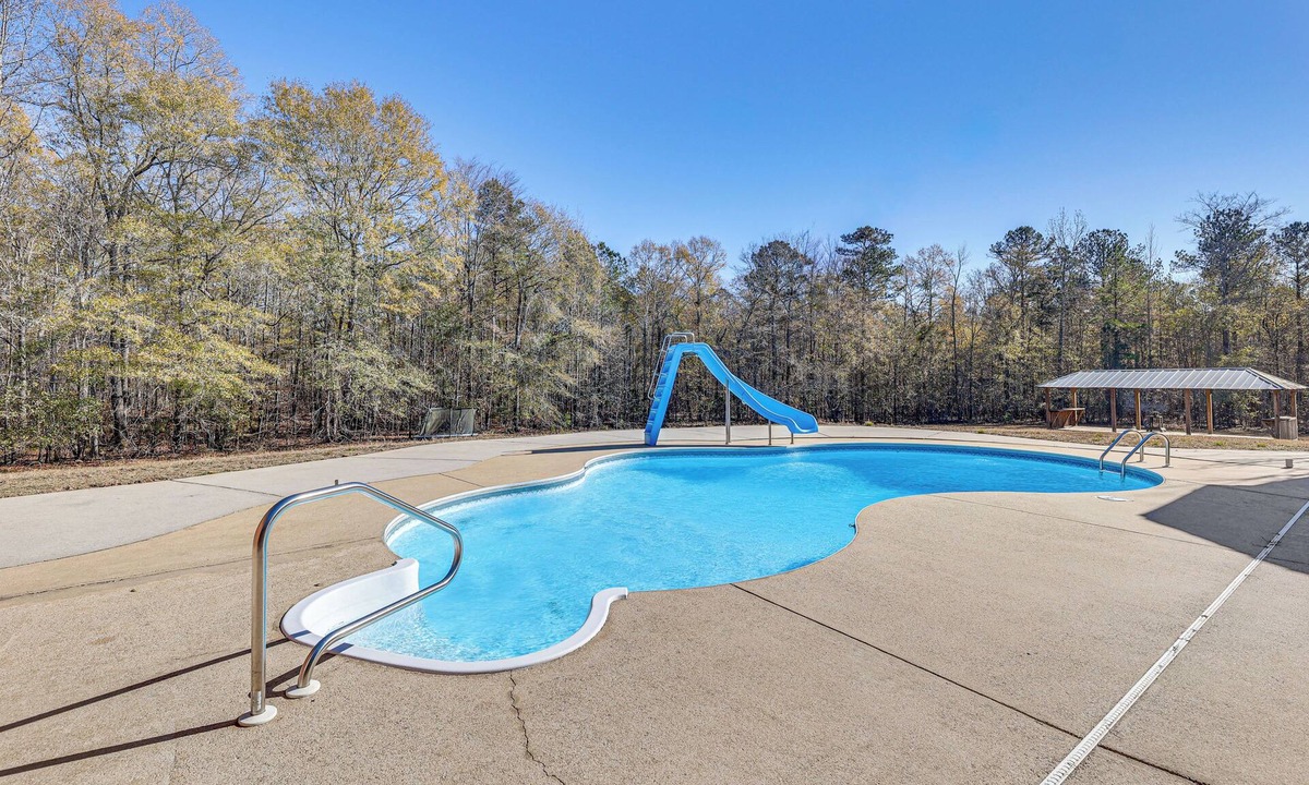Mountville House | Stocked Pond! 33-Acre LaGrange Estate w/2 Units