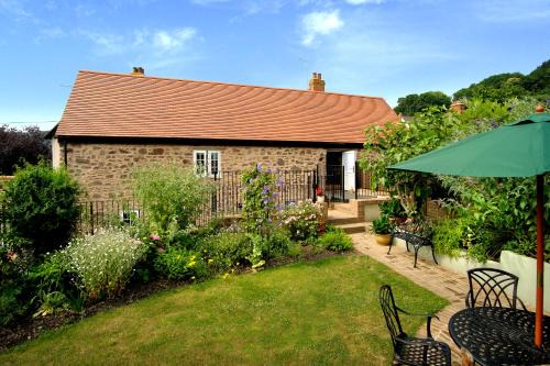 Minehead House | Stone Barn