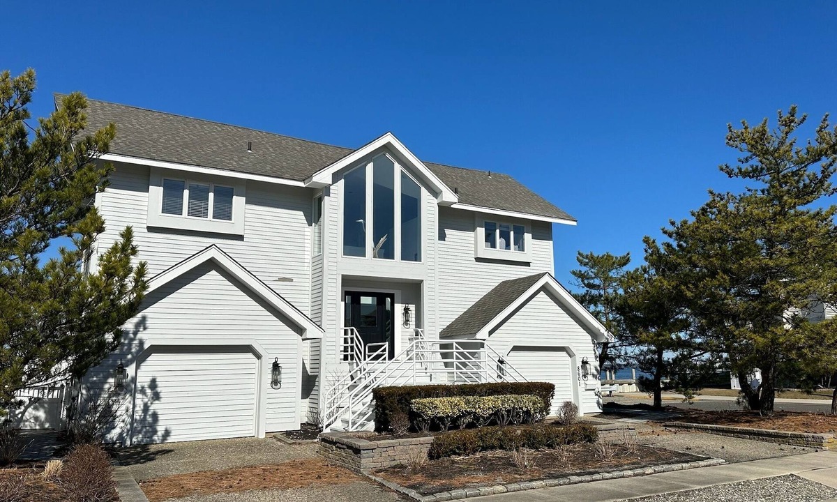 Stone Harbor House | Stone Harbor Bayfront - Walkable to Beach