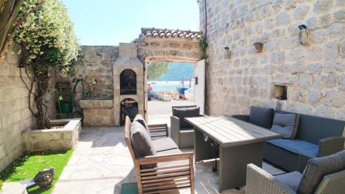 Perast House | Stone House Perast