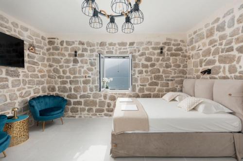 Risan Apartment | Stone sea apartment