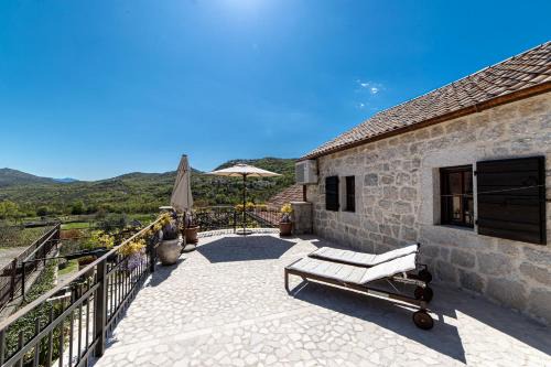 Karuc Apartment | Stone Villa Oblun