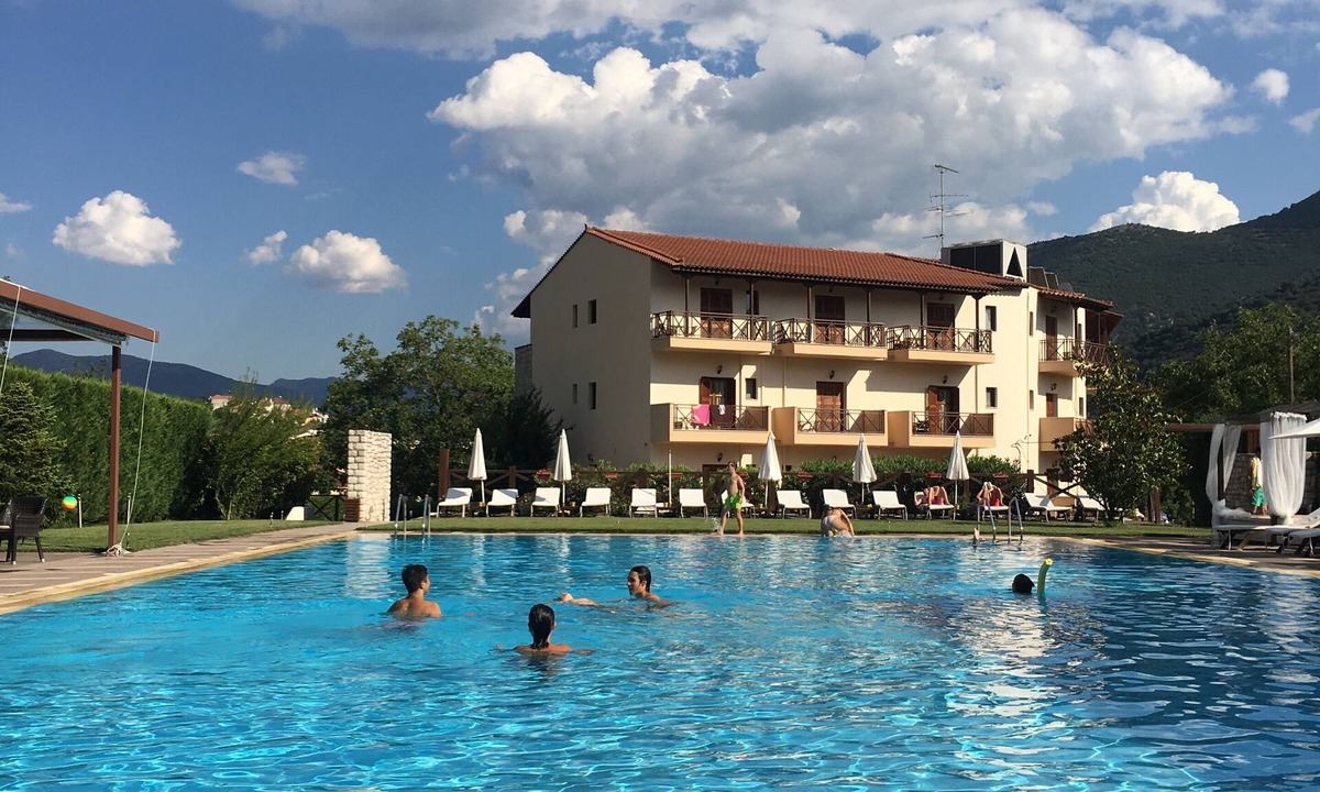 Kalavrita Villa | Stone villa PLANITERO