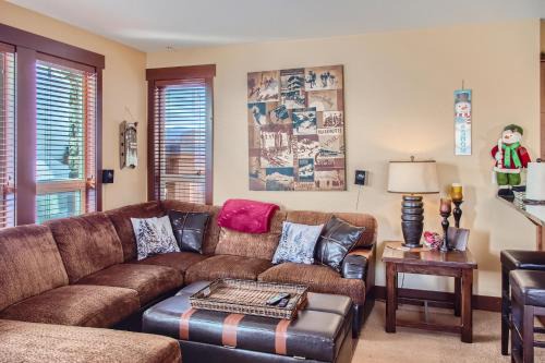 Big White Ski Resort Apartment | Stonegate Resort Unit C103