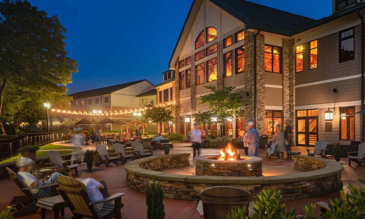 Roanoke Hotel | Stonewall Resort