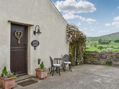 Askrigg House | Stoney End Cottage