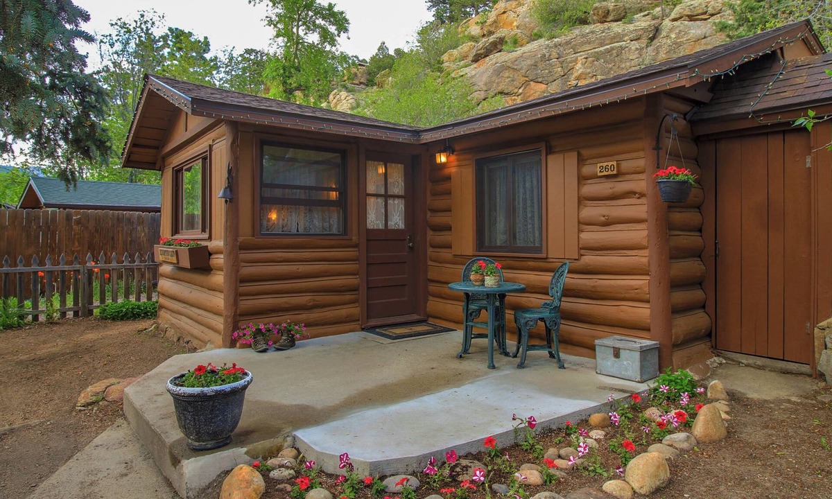 Estes Park Cabin | Storybook Redemption Cabin - Best of Cozy Colorado Mountain Cabins - Prime Loc