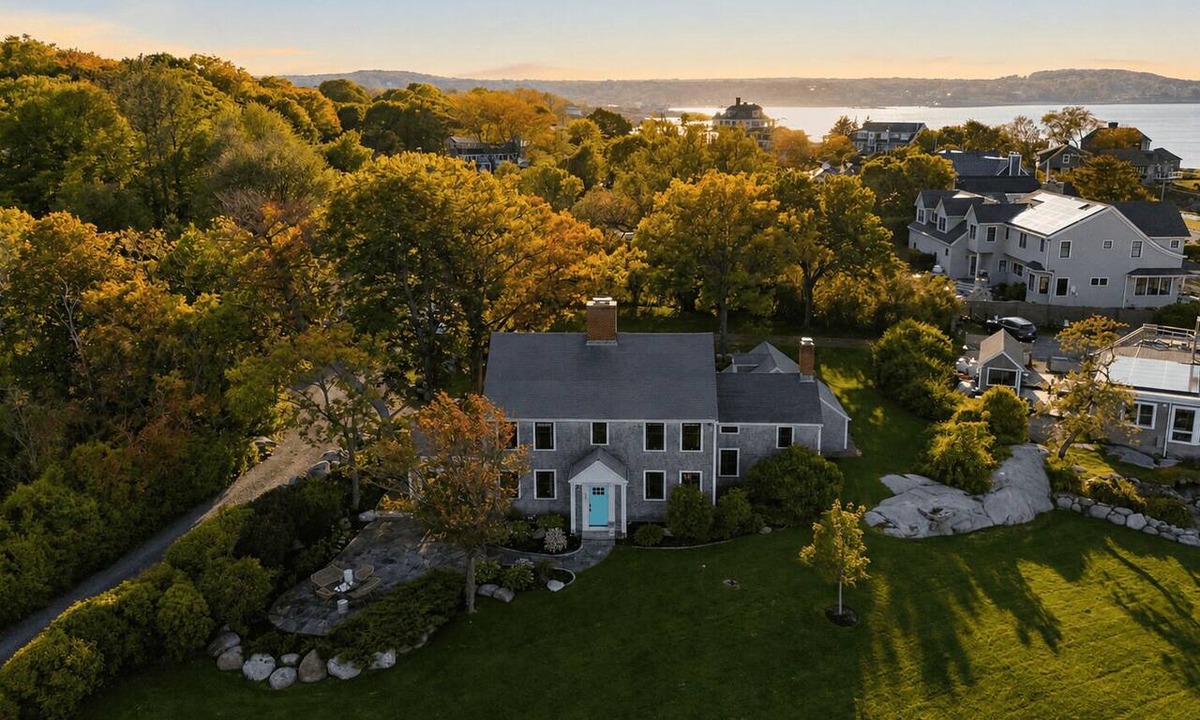 Rockport House | Straitsmouth Cove: Oceanfront Rockport Grandeur