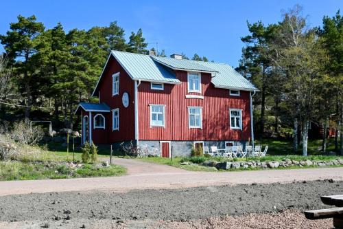 Sottunga Bed & Breakfast | Strandhugget BnB