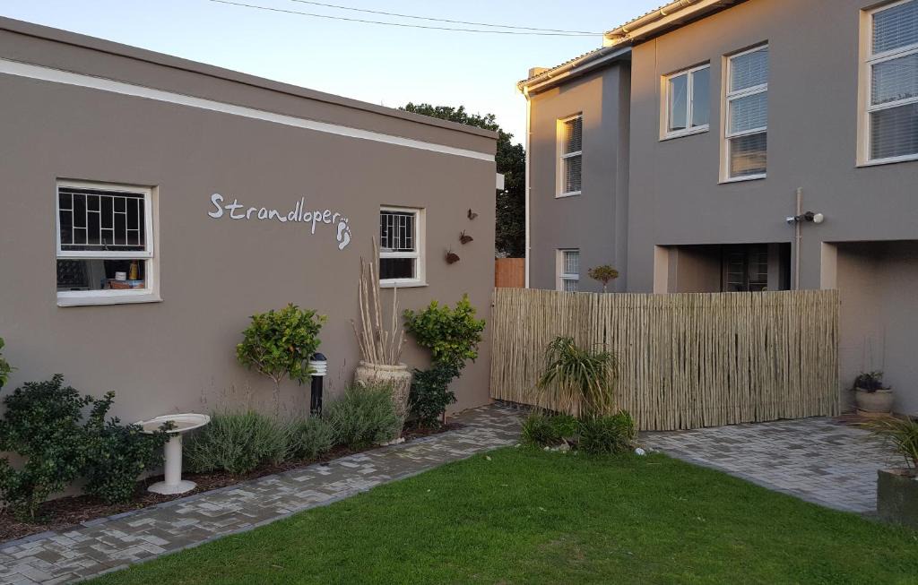 Onrus Apartment | Strandloper Apartments