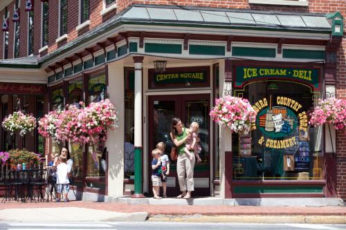 Strasburg Bed & Breakfast | Strasburg Village Inn