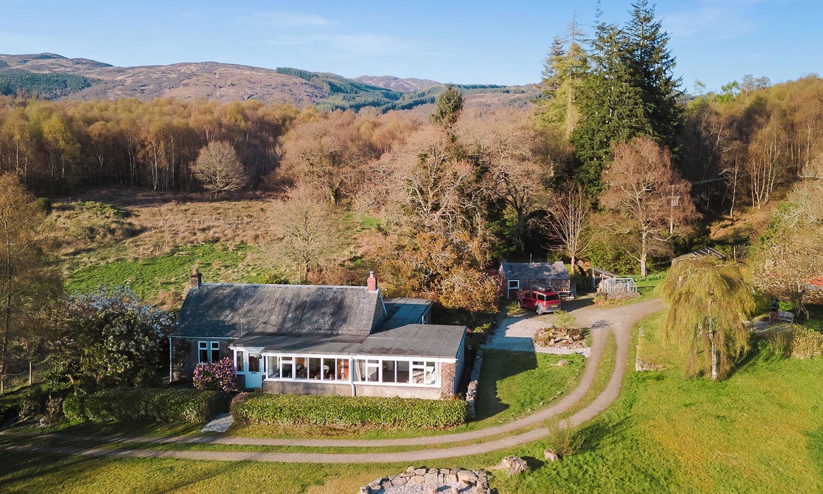 Kilcreggan Cottage | Strathcashel Cottage