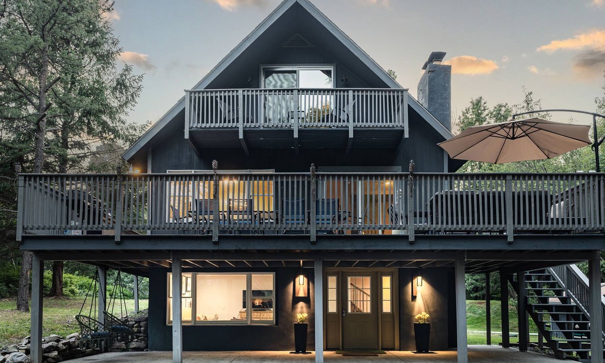Long Pond Ski Chalet | Streamside Chalet- 5 bedrooms, 5 minute walk to lake, Fireplace, Firepit