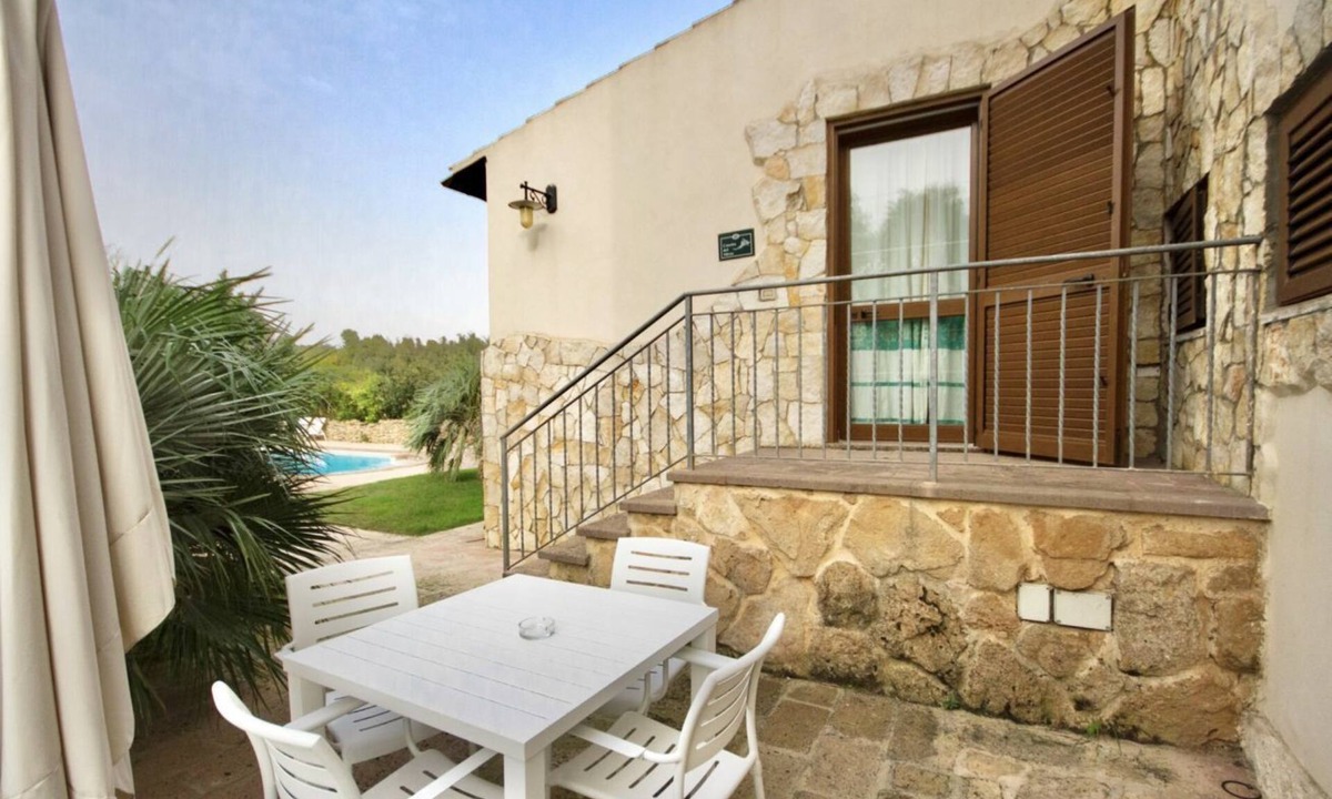 Santa Maria La Palma House | Studio 2 beds, about 35 sq m. Located on the raised ground floor. Living room with double bed, kitchenette, bathroom with shower.It can accommodate 2 to 3 people (1 double bed + 1 small sofa bed for a child up to 10 years old).A lovely private outdoor sp
