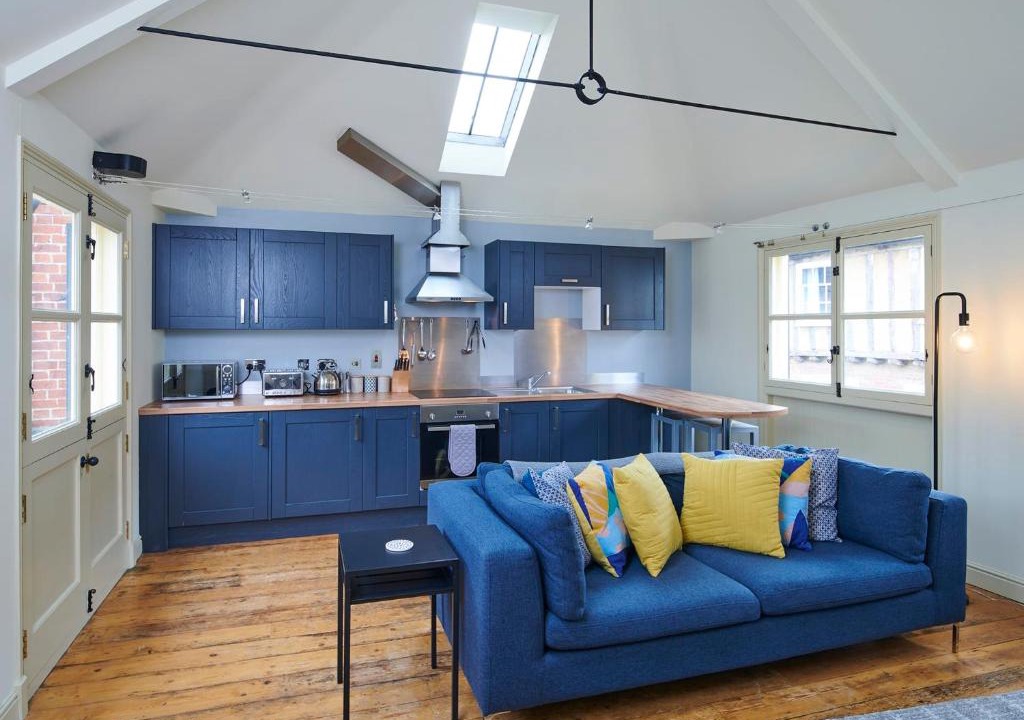 Norwich Apartment | Studio 2 - Central Location Sleeps 4