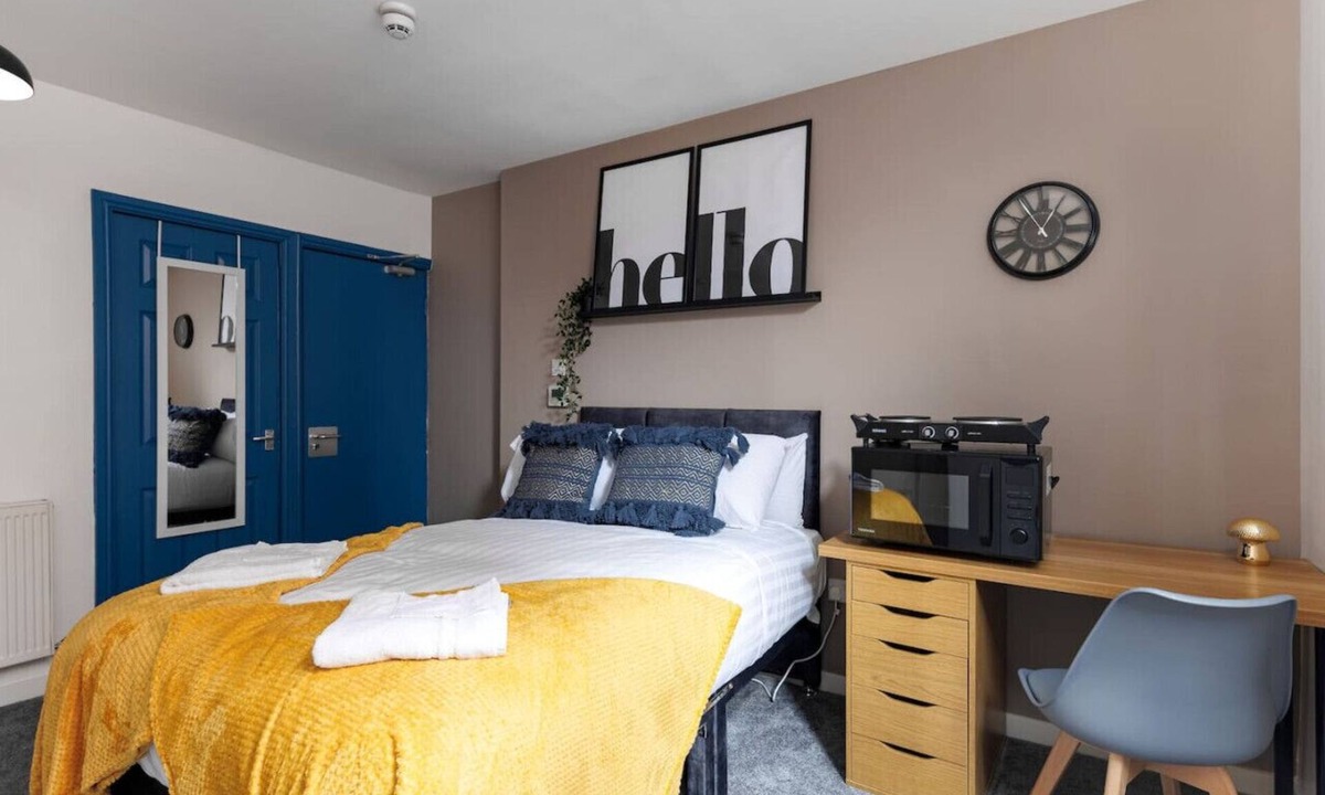 Middlesbrough Apartment | Studio 2 City Centre Fast WiFi Smart TV