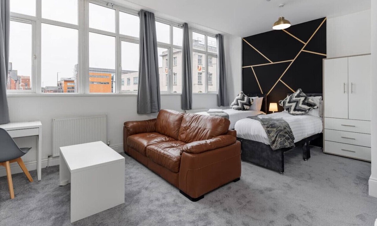 Middlesbrough Apartment | Studio 4 City Centre Fast WiFi Smart TV