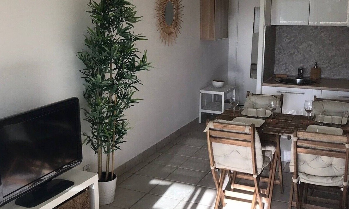 La Faviere Apartment | Studio 4 pers refurbished with CLIM and south exposure