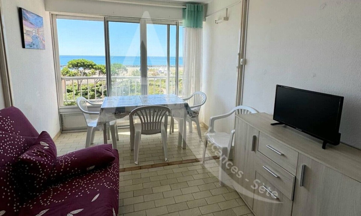 Sete Apartment | STUDIO 4 PERS AVEC PKG BORD DE PLAGE VUE MER