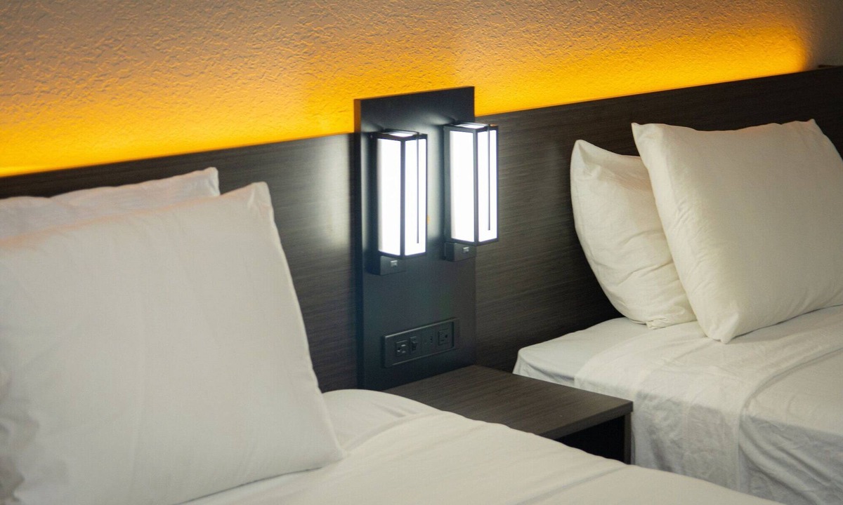 West Palm Beach Hotel | Studio 6 Extended Stay - West Palm Beach, FL