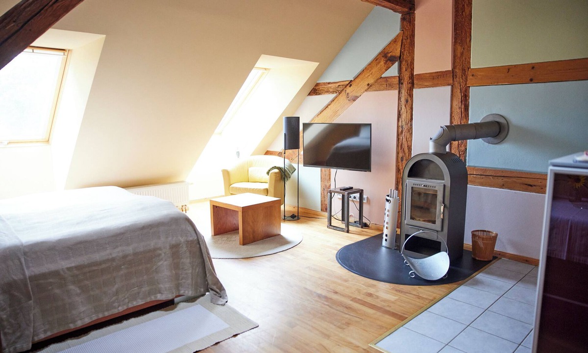 Temmen-Ringenwalde Apartment | Studio 6 - Träumerei - Quiet studio in the count's forester's lodge