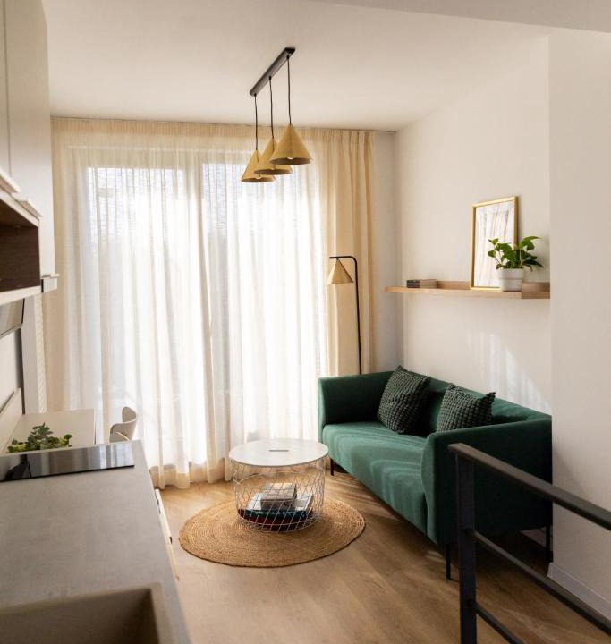Otopeni Apartment | Studio 8 I One Bedroom Apartment I Airport I Therme