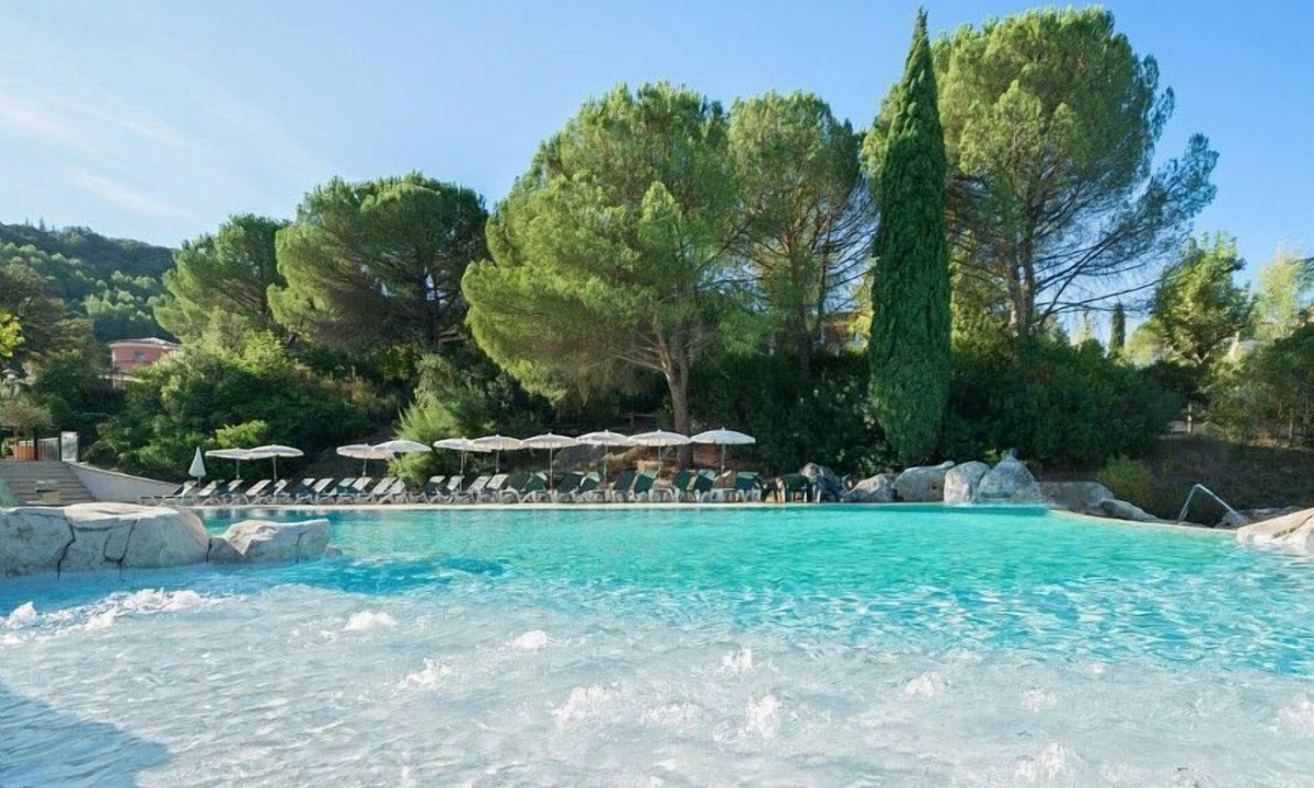 Rouret Apartment | Studio Abordable avec Climatisation | Wi-Fi