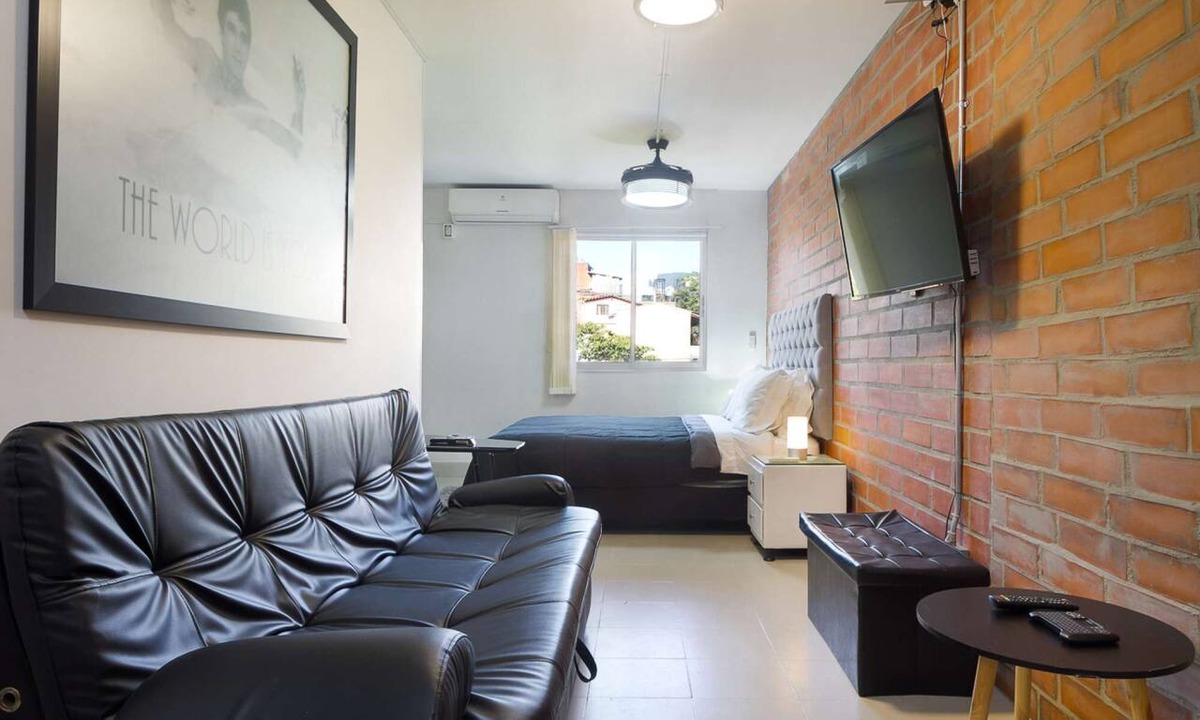 El Poblado Apartment | Studio AC Hot tub Exito Apartment AC Free Guests