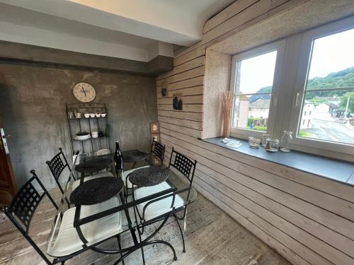 Bomal-sur-Ourthe Apartment | Studio Aisne à 3 niveaux