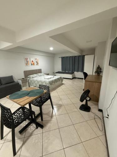 Volta Redonda Apartment | Studio amplo e aconchegante no bairro aterrado