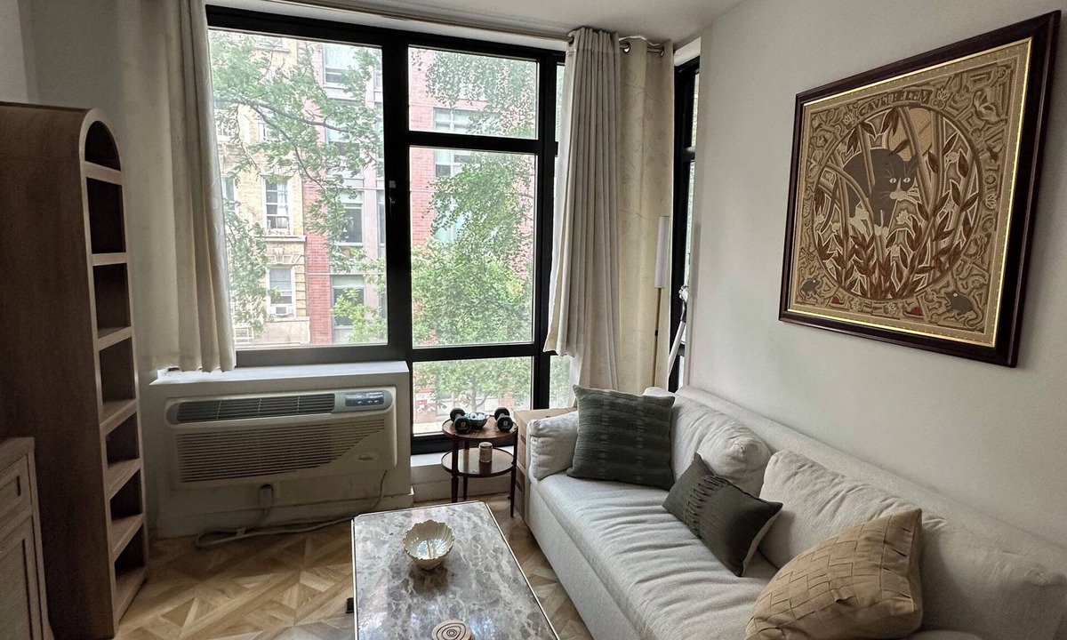 Alphabet City Apartment | Studio apartment 1-bedroom in East Village, New York with AC & full amenities
