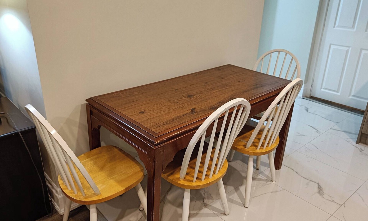King Apartment | Studio apartment 3mins from Carrying Place Golf Club & The Manor. Off HW 400